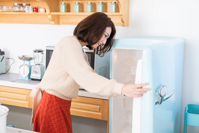 ちょっぴり大きめ150L！一人暮らしにちょうどいい♪2ドア冷凍冷蔵庫